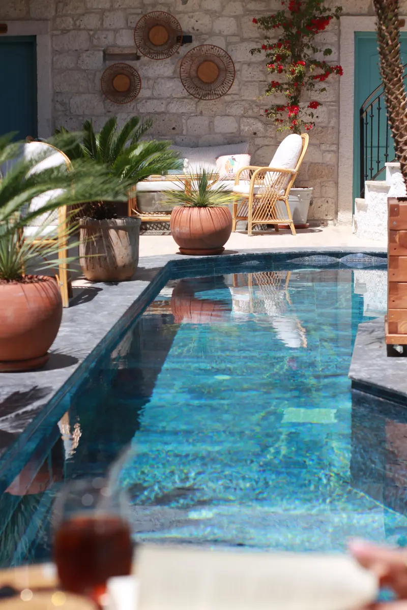 Avlu Alaçatı butik otel