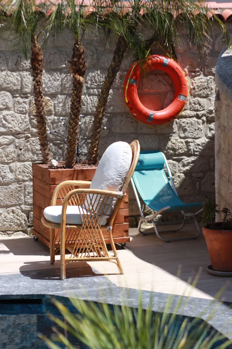 Avlu Alaçatı butik otel