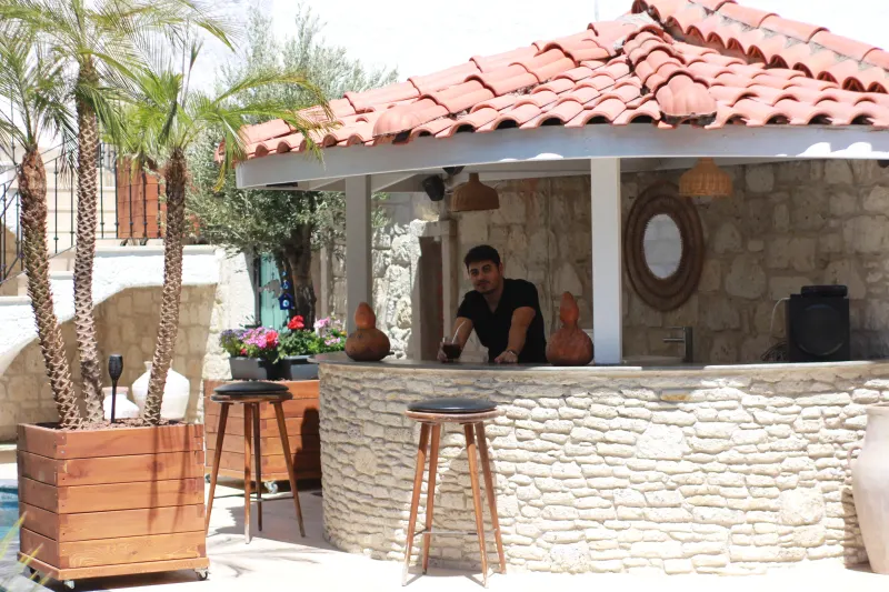 Avlu Alaçatı butik otel