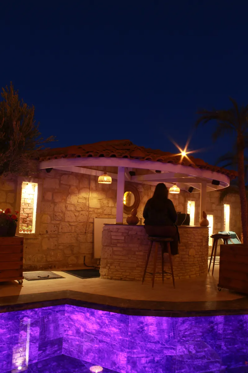 Avlu Alaçatı butik otel